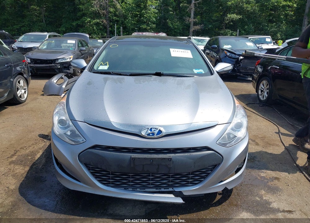 2014 HYUNDAI SONATA HYBRID VIN: KMHEC4A4XEA116079
