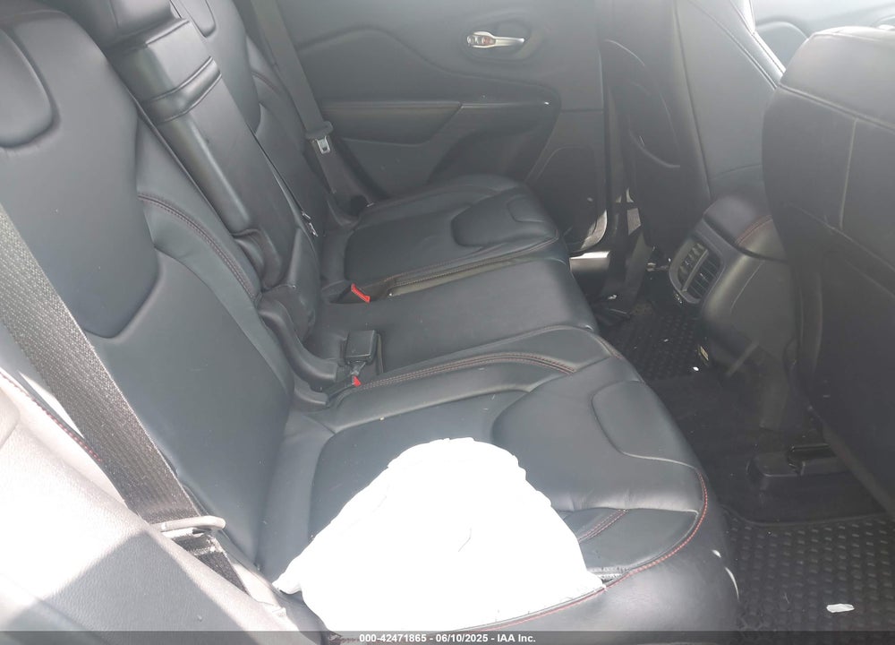 2014 JEEP CHEROKEE VIN: 1C4PJMBS9EW161548