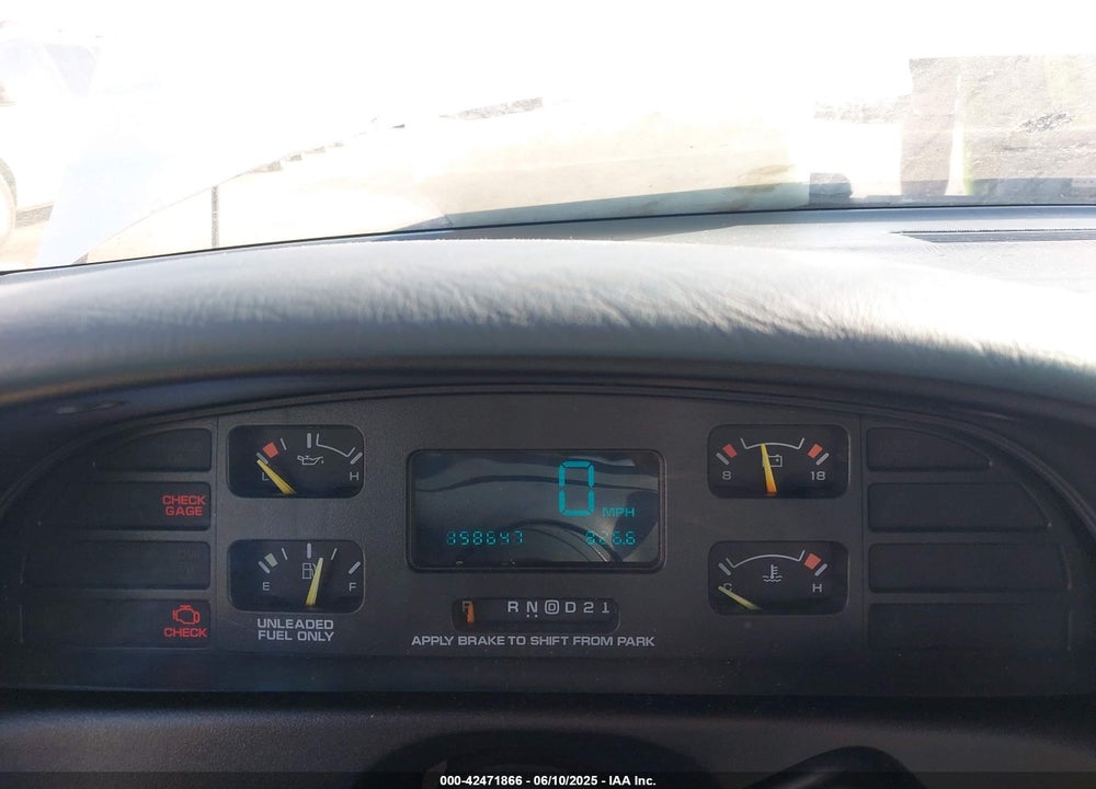 1995 CHEVROLET CAPRICE CLASSIC VIN: 1G1BL52W0SR183101