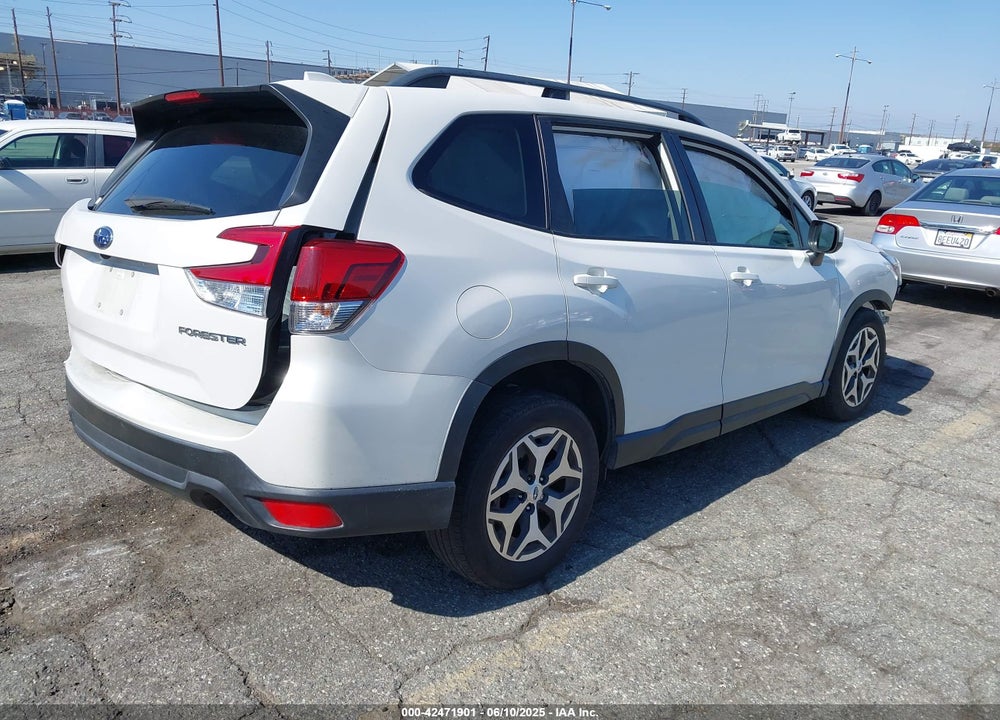 2020 SUBARU FORESTER VIN: JF2SKAJC8LH569025