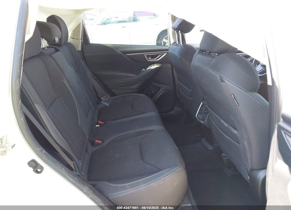 2020 SUBARU FORESTER VIN: JF2SKAJC8LH569025
