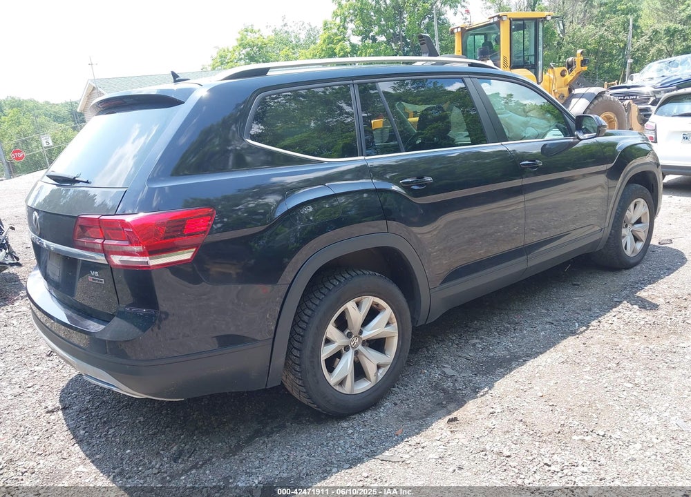 2018 VOLKSWAGEN ATLAS 3.6L V6 SE VIN: 1V2KR2CA4JC569589
