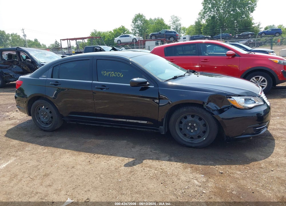 2013 CHRYSLER 200 LX VIN: 1C3CCBAB2DN735284