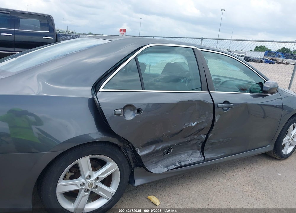 2012 TOYOTA CAMRY SE VIN: 4T1BF1FK0CU057975