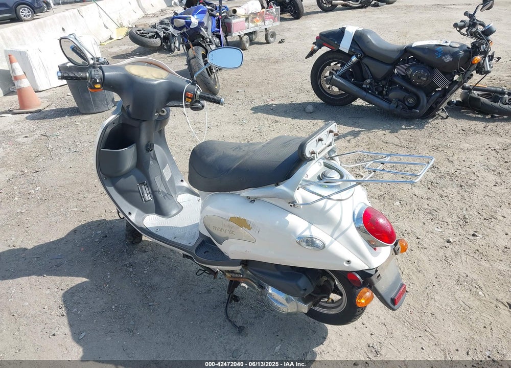 2009 ZHONGENG 150 VIN: L5YTCKPA991138067