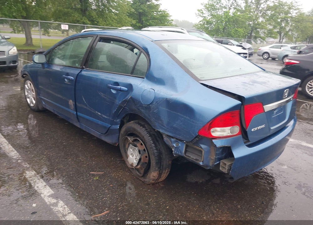 2010 HONDA CIVIC LX VIN: 2HGFA1F57AH578711