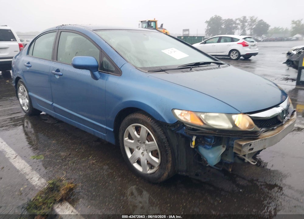 2010 HONDA CIVIC LX VIN: 2HGFA1F57AH578711