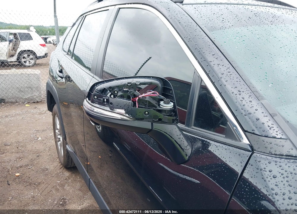 2021 TOYOTA RAV4 VIN: 2T3J1RFV4MW206562