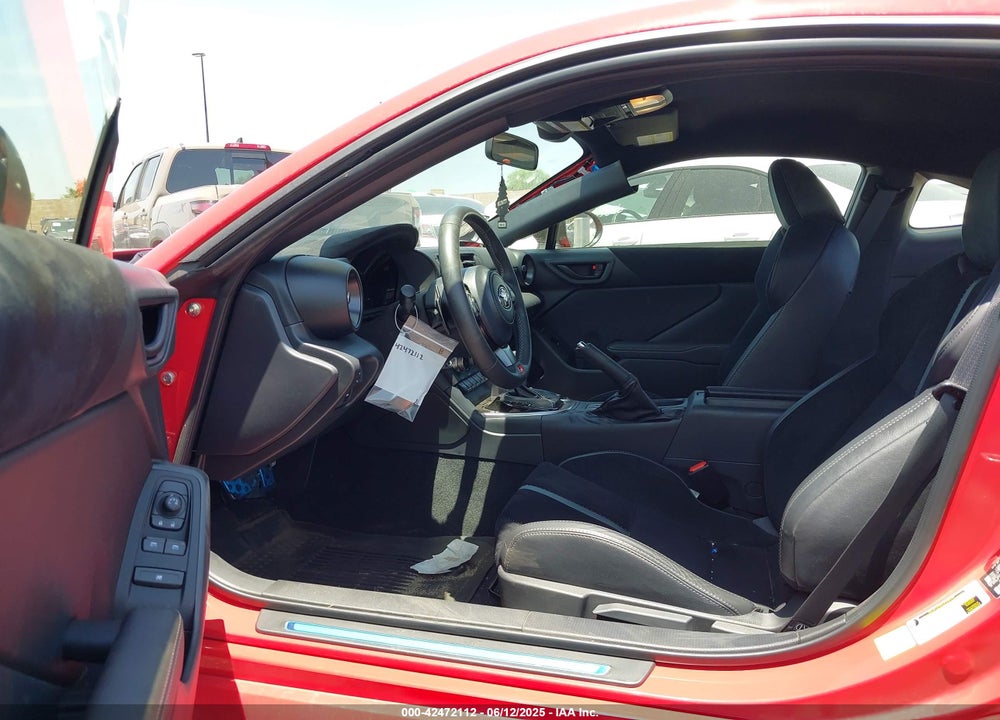 2025 TOYOTA GR86 VIN: JF1ZNBE11S8752449