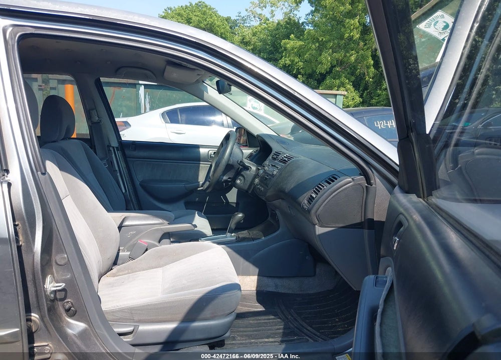 2005 HONDA CIVIC LX VIN: 2HGES16615H616229