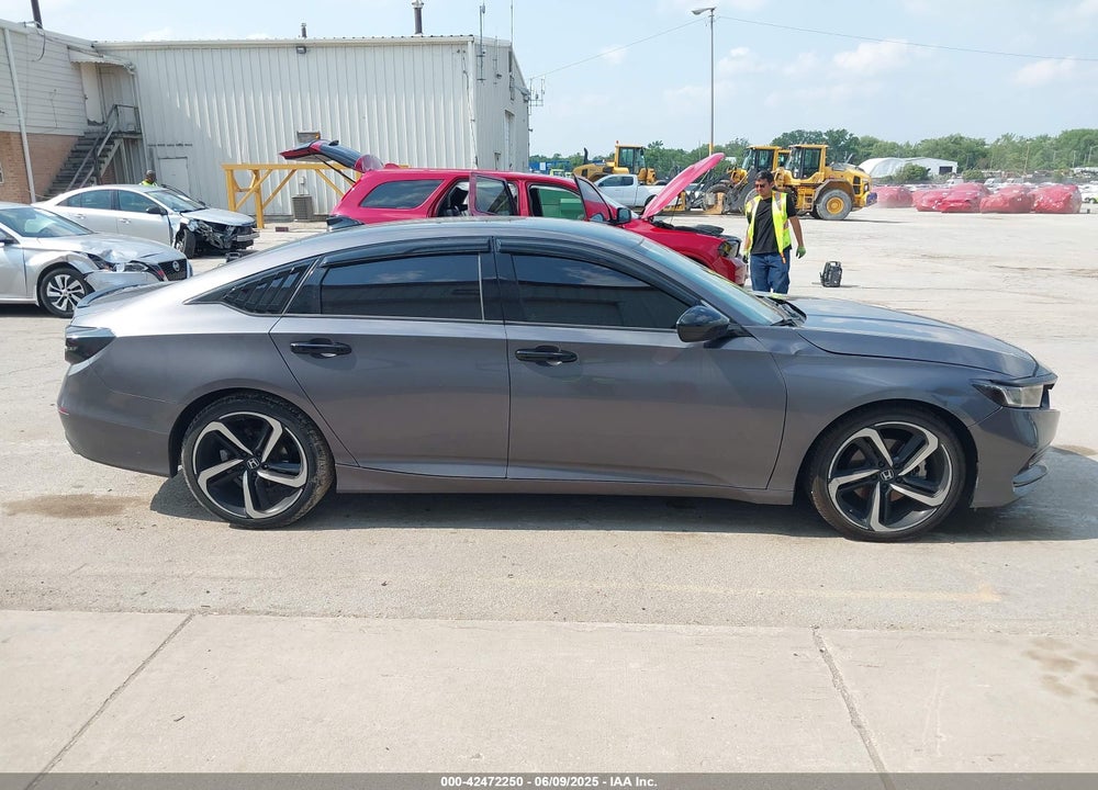 2018 HONDA ACCORD VIN: 1HGCV1F3XJA097940