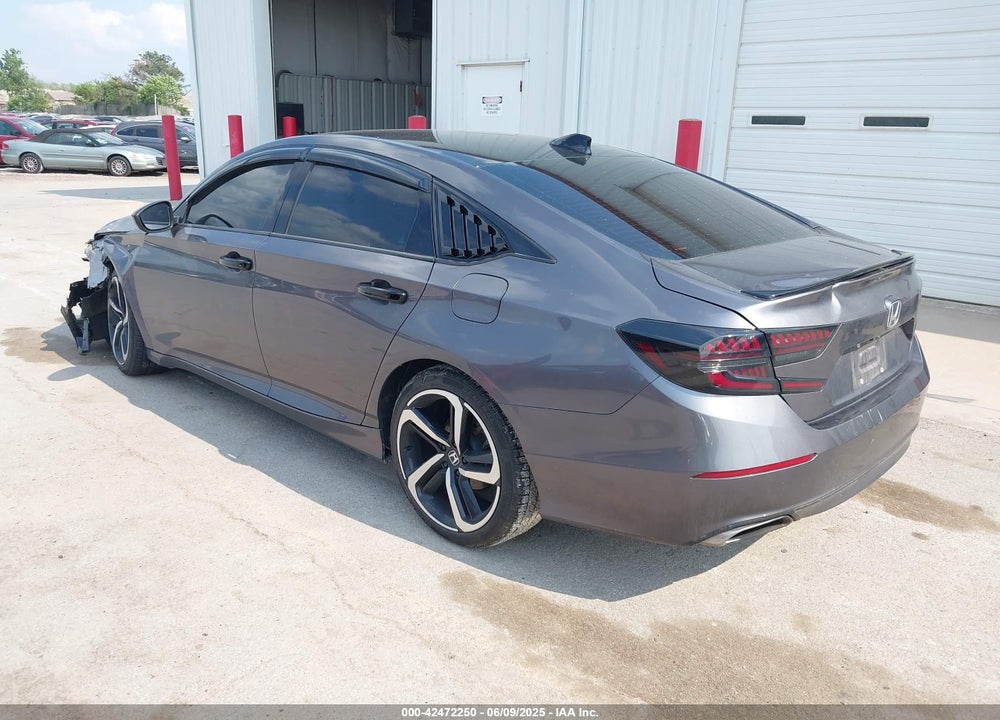 2018 HONDA ACCORD VIN: 1HGCV1F3XJA097940