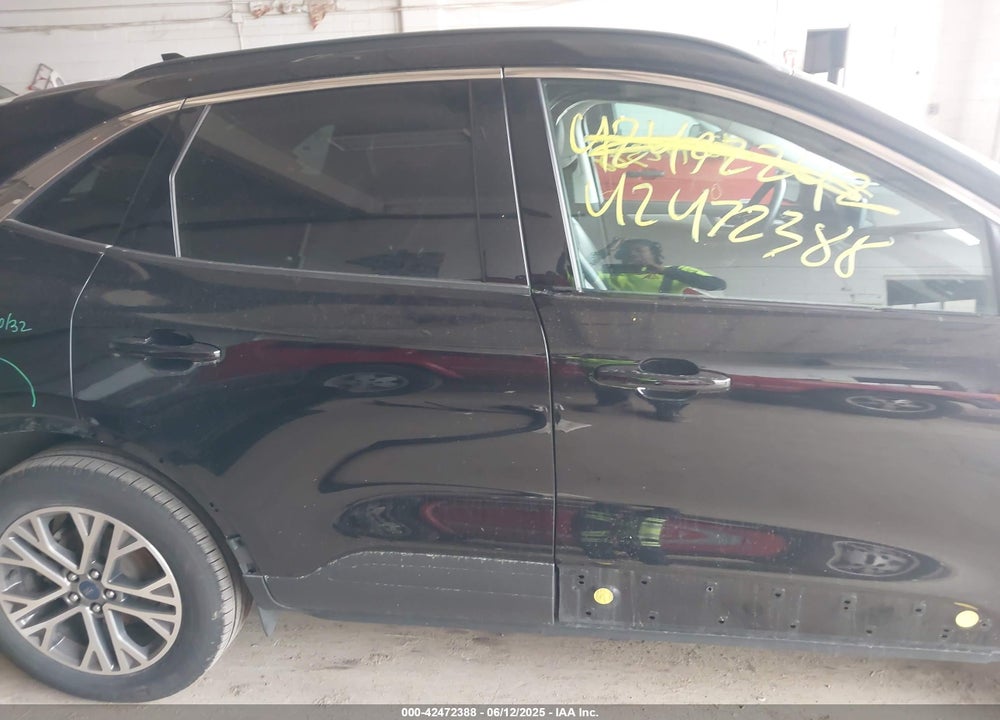 2022 FORD ESCAPE VIN: 1FMCU9H60NUB94474
