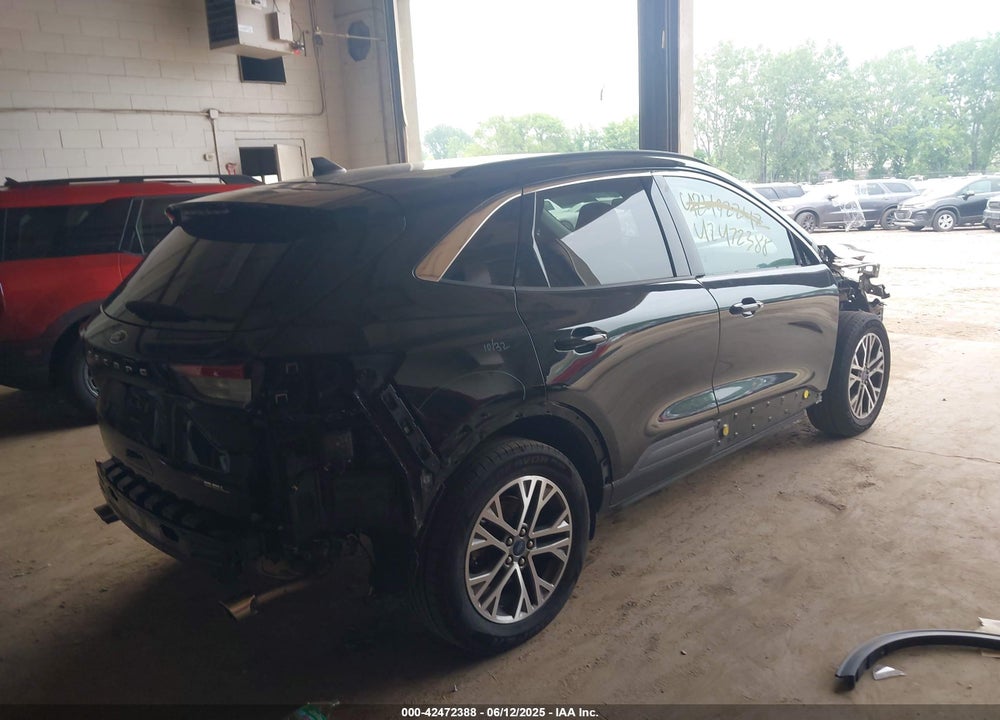 2022 FORD ESCAPE VIN: 1FMCU9H60NUB94474