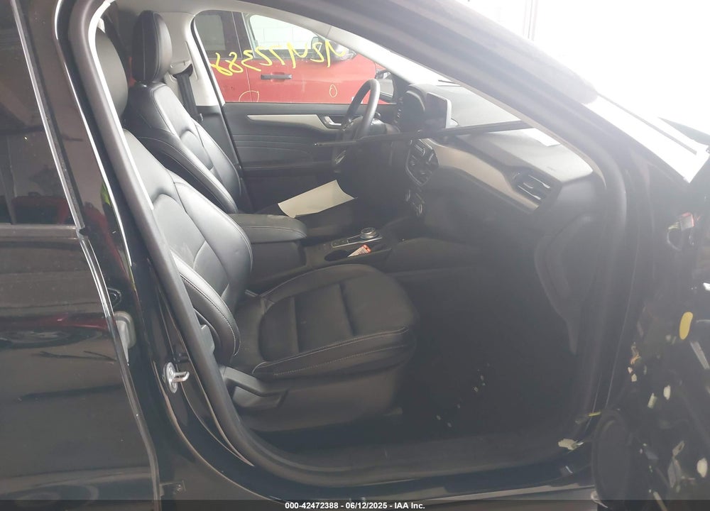 2022 FORD ESCAPE VIN: 1FMCU9H60NUB94474