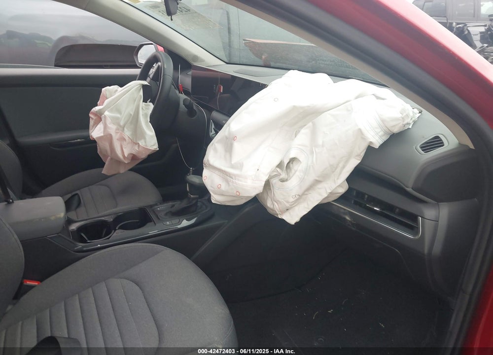 2025 KIA K4 VIN: 3KPFU4DE2SE050260