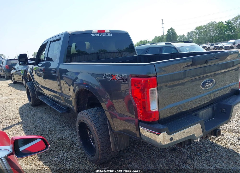 2018 FORD F-250 VIN: 1FT7W2B60JEB63939