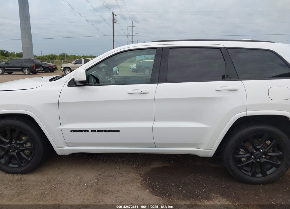 2021 JEEP GRAND CHEROKEE VIN: 1C4RJEAG3MC830957