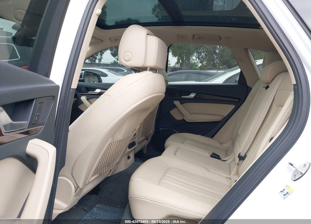 2019 AUDI Q5 VIN: WA1ANAFY0K2072083