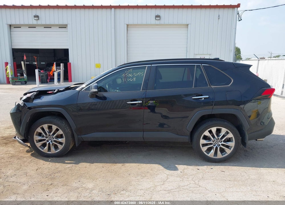 2019 TOYOTA RAV4 VIN: 2T3N1RFVXKW082697
