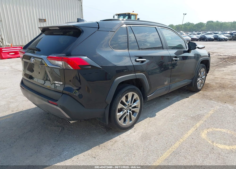 2019 TOYOTA RAV4 VIN: 2T3N1RFVXKW082697