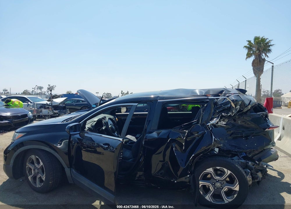 2017 HONDA CR-V VIN: 7FARW1H55HE041320
