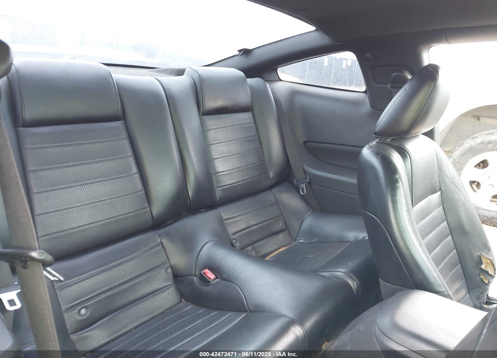 2007 FORD MUSTANG VIN: 1ZVFT82H175204805
