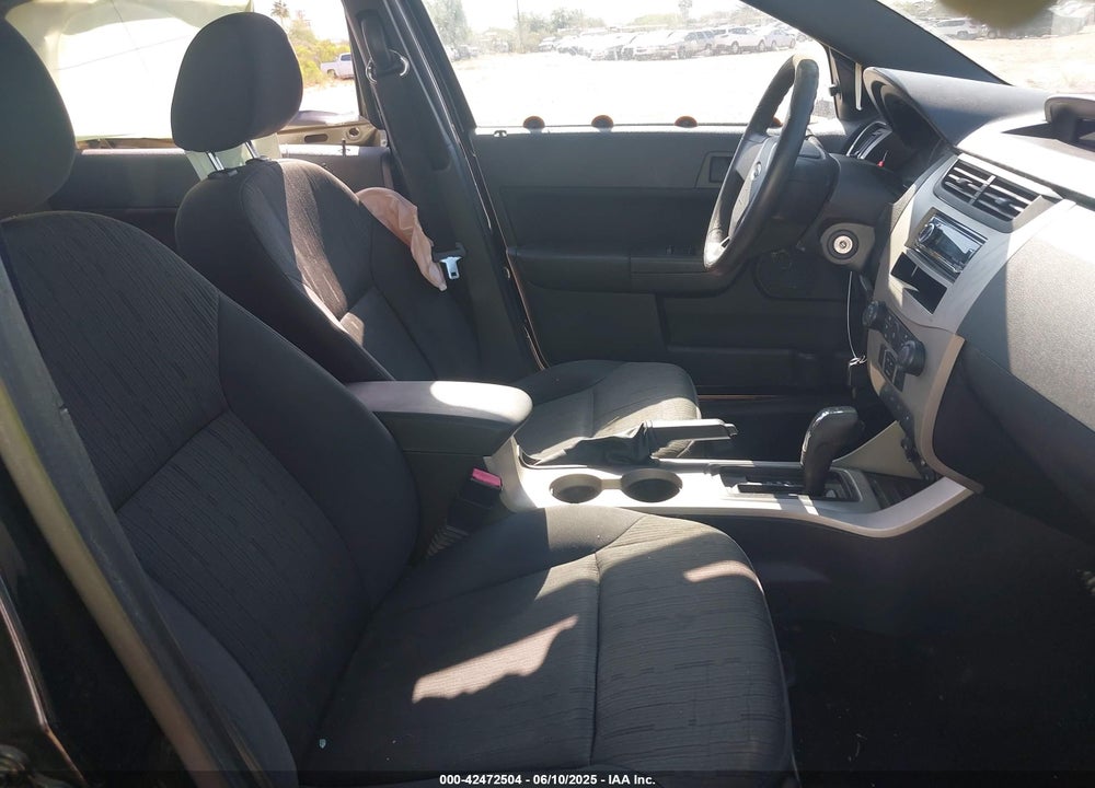 2010 FORD FOCUS SE VIN: 1FAHP3FN9AW273252