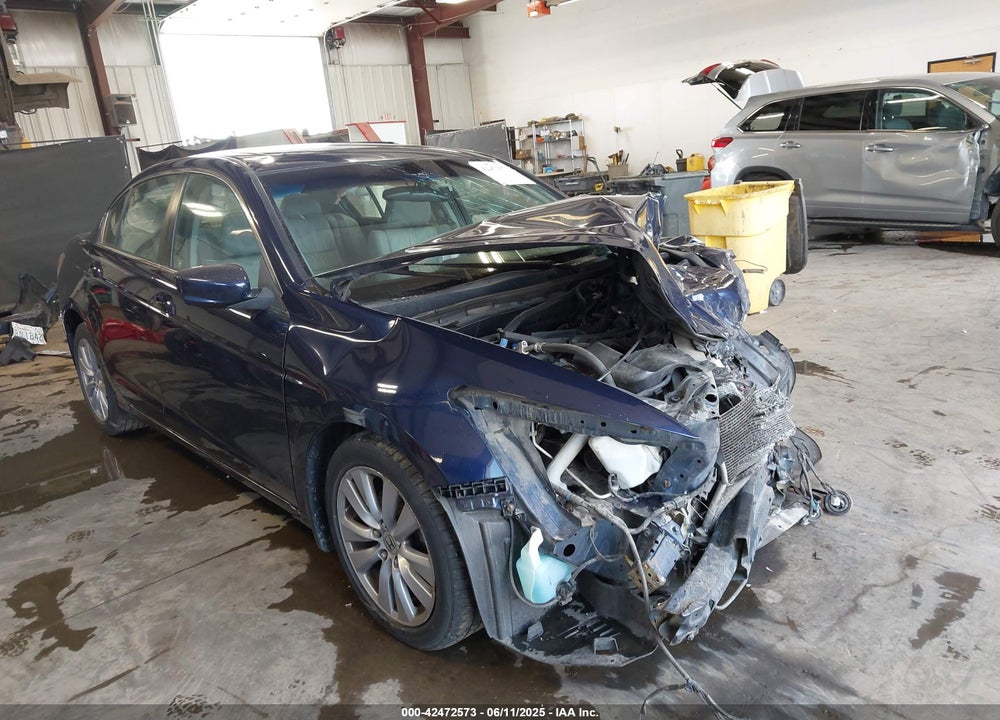 2011 HONDA ACCORD 2.4 EX-L VIN: 1HGCP2F83BA079051
