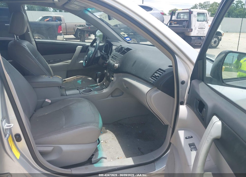 2008 TOYOTA HIGHLANDER VIN: JTEDS41A882014024
