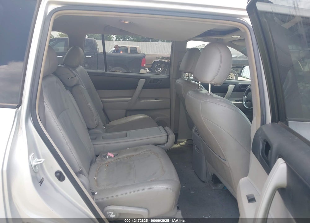 2008 TOYOTA HIGHLANDER VIN: JTEDS41A882014024