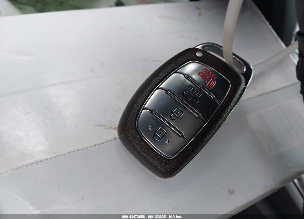 2018 HYUNDAI IONIQ HYBRID VIN: KMHC65LC4JU060593