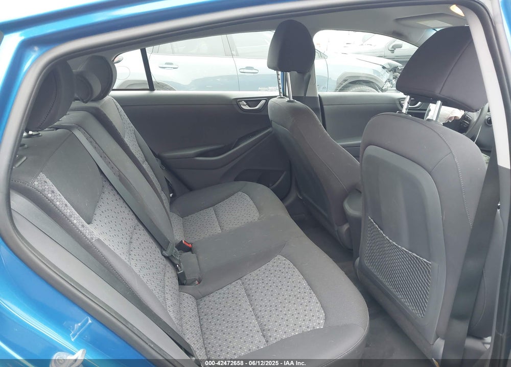 2018 HYUNDAI IONIQ HYBRID VIN: KMHC65LC4JU060593