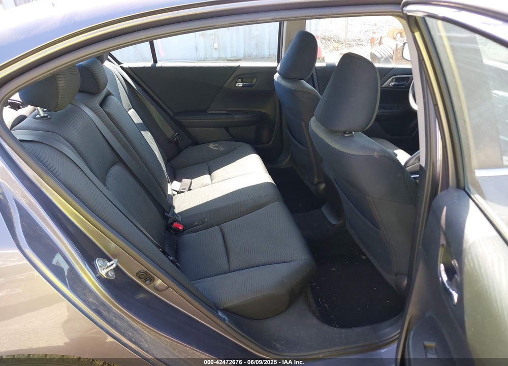 2015 HONDA ACCORD VIN: 1HGCR2F38FA133125