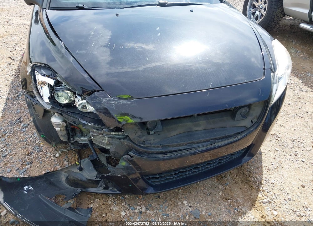 2011 VOLVO C70 VIN: YV1672MC3BJ117889