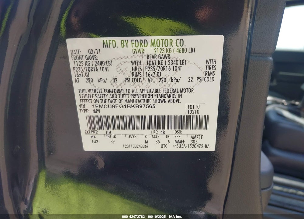 2011 FORD ESCAPE VIN: 1FMCU9EG1BKB97565