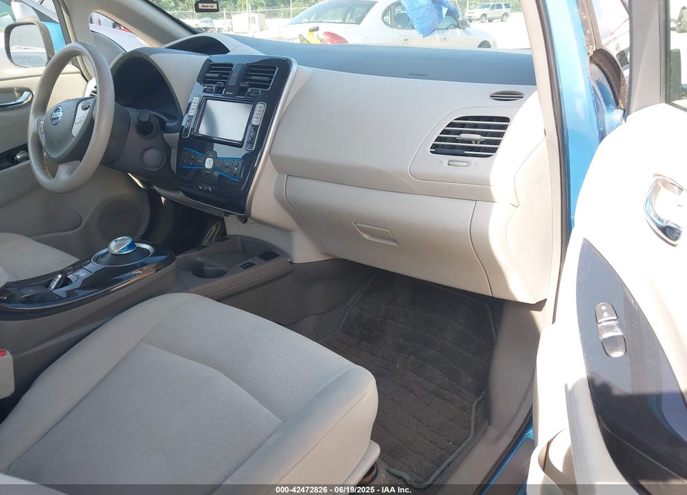 2012 NISSAN LEAF VIN: JN1AZ0CP3CT023183