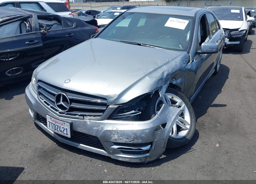 2014 MERCEDES-BENZ C 250 LUXURY/SPORT VIN: WDDGF4HB2EG213725
