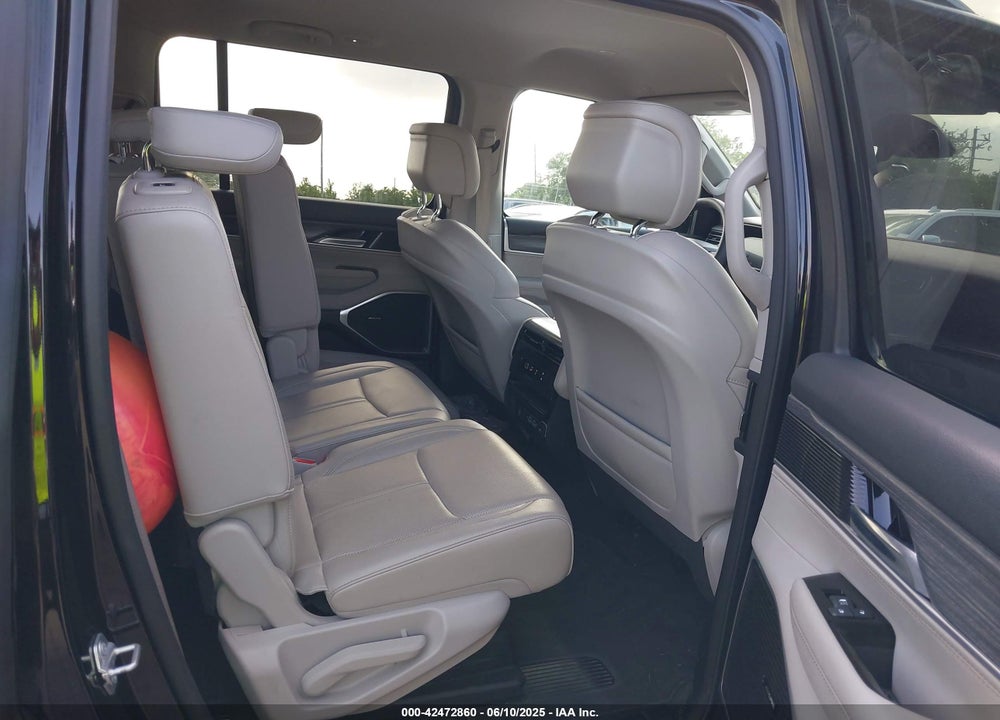 2024 JEEP WAGONEER SERIES II 4X2 VIN: 1C4SJUBPXRS126049