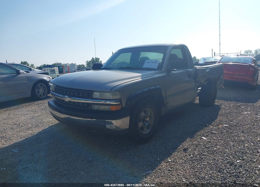 2002 CHEVROLET SILVERADO C1500 VIN: 1GCEC14W82Z175046