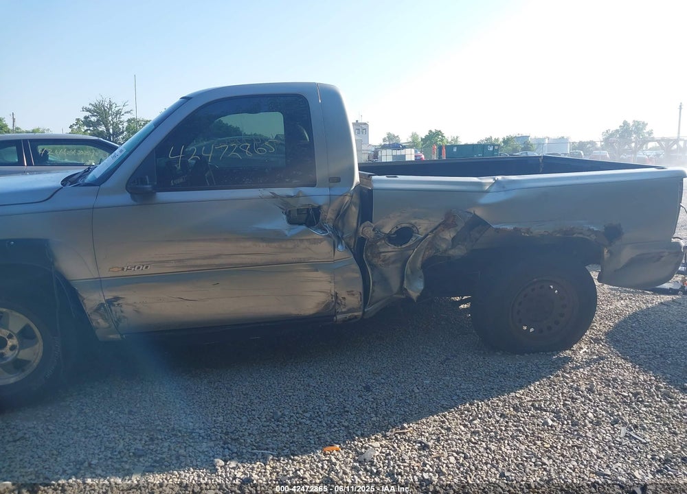 2002 CHEVROLET SILVERADO C1500 VIN: 1GCEC14W82Z175046