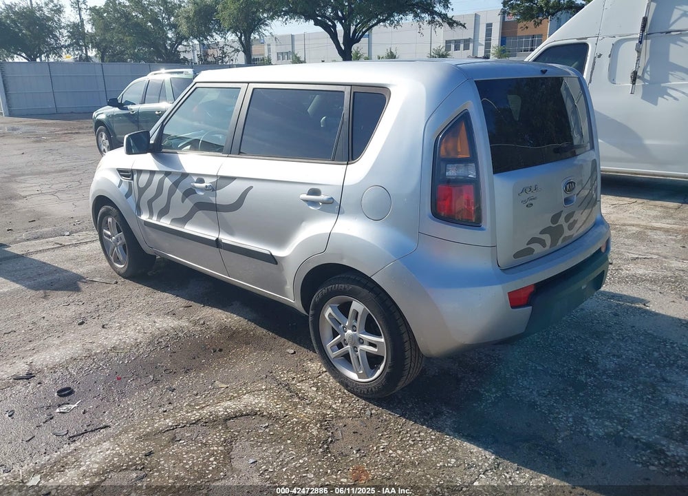 2011 KIA SOUL VIN: KNDJT2A21B7271716