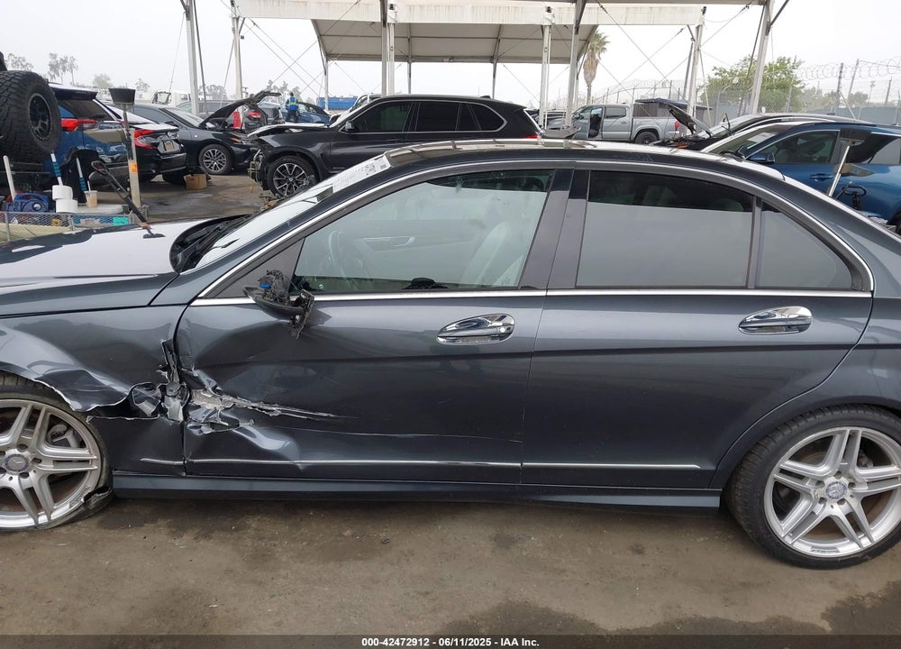 2013 MERCEDES-BENZ C CLASS VIN: WDDGF4HBXDA869284