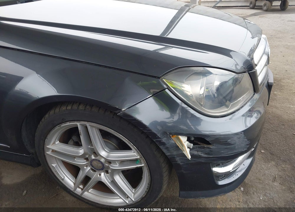 2013 MERCEDES-BENZ C CLASS VIN: WDDGF4HBXDA869284
