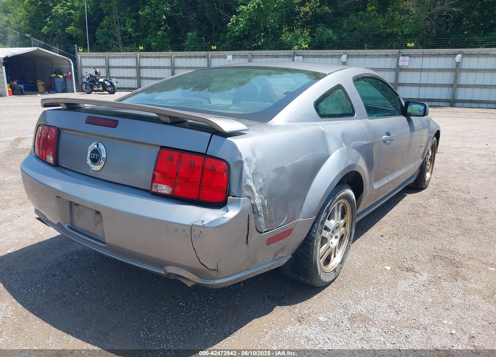 2006 FORD MUSTANG VIN: 1ZVFT82H065176946