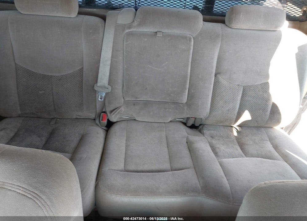 2004 CHEVROLET SILVERADO 2500 LS VIN: 1GCGK23U84F221917