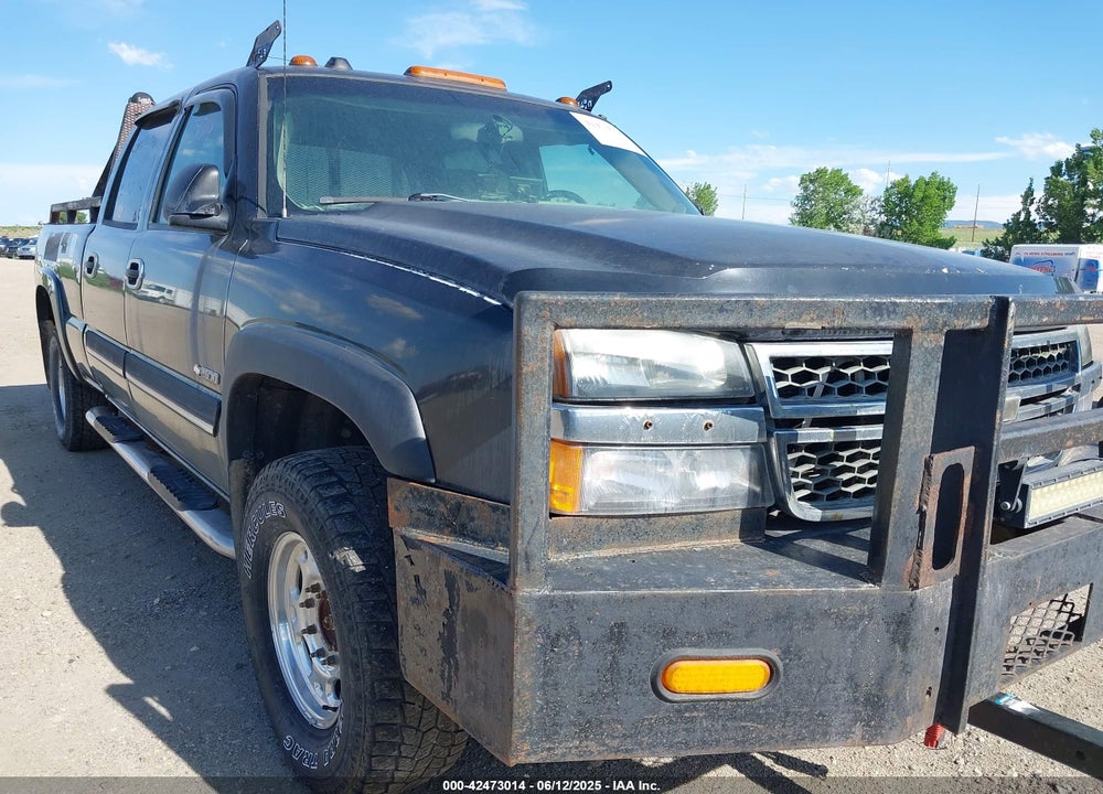 2004 CHEVROLET SILVERADO 2500 LS VIN: 1GCGK23U84F221917