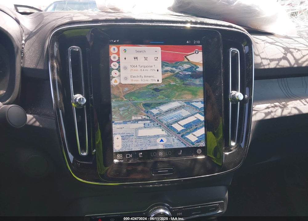 2024 VOLVO C40 RECHARGE PURE ELECTRIC TWIN PLUS VIN: YV4ER3GL0R2103611