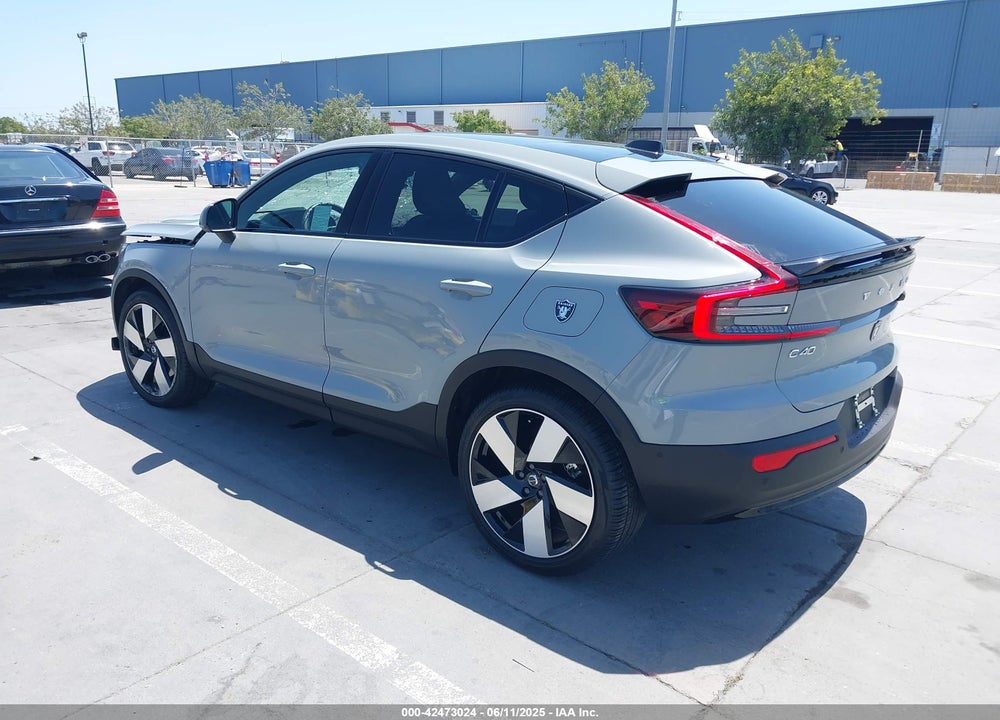 2024 VOLVO C40 RECHARGE PURE ELECTRIC TWIN PLUS VIN: YV4ER3GL0R2103611