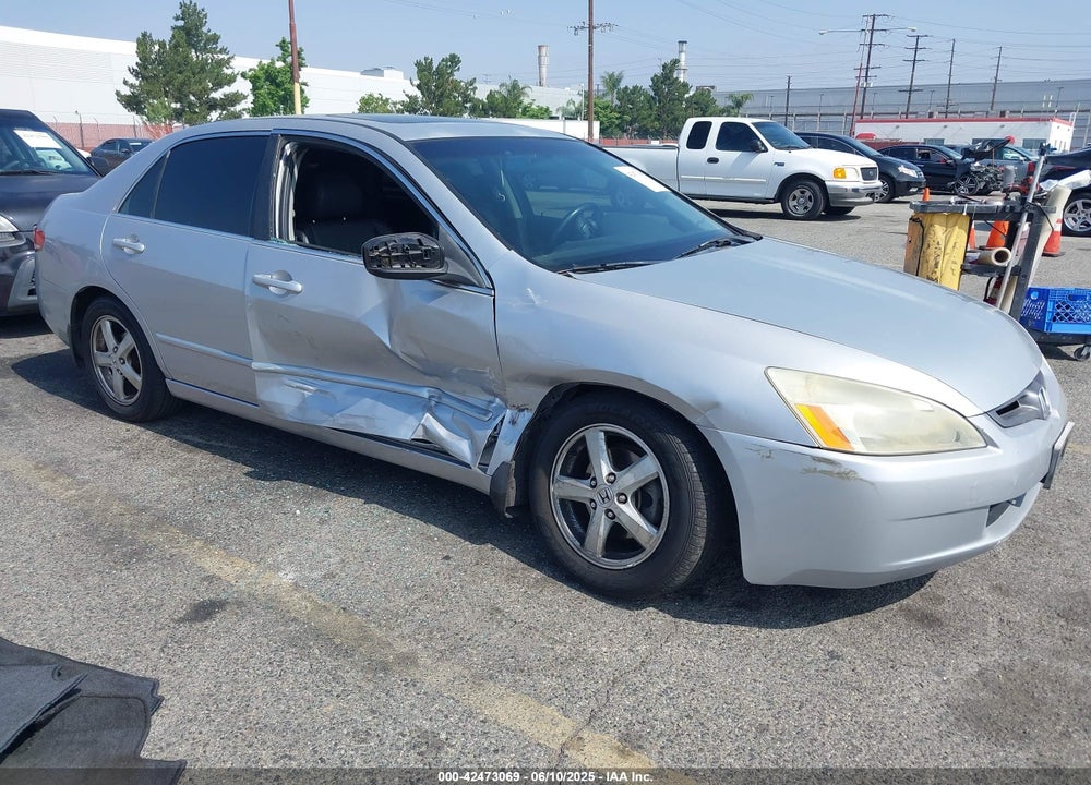 2003 HONDA ACCORD 2.4 EX VIN: JHMCM567X3C077172